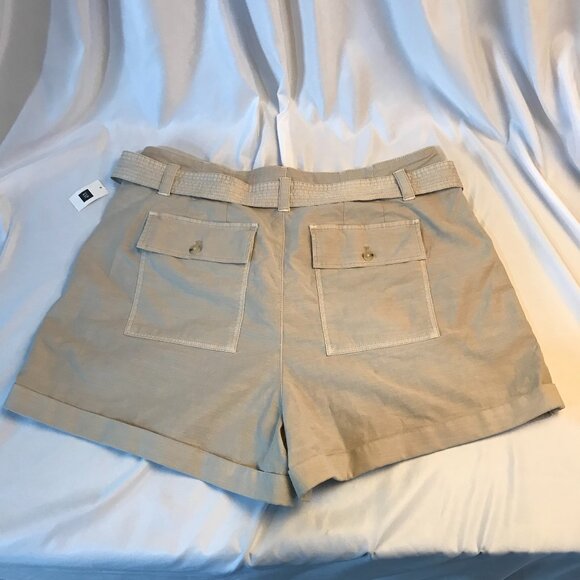 Gap Women's Shorts Khaki Tan Women's Size 18 Beige with belt Style 282503 NEW - Picture 3 of 12